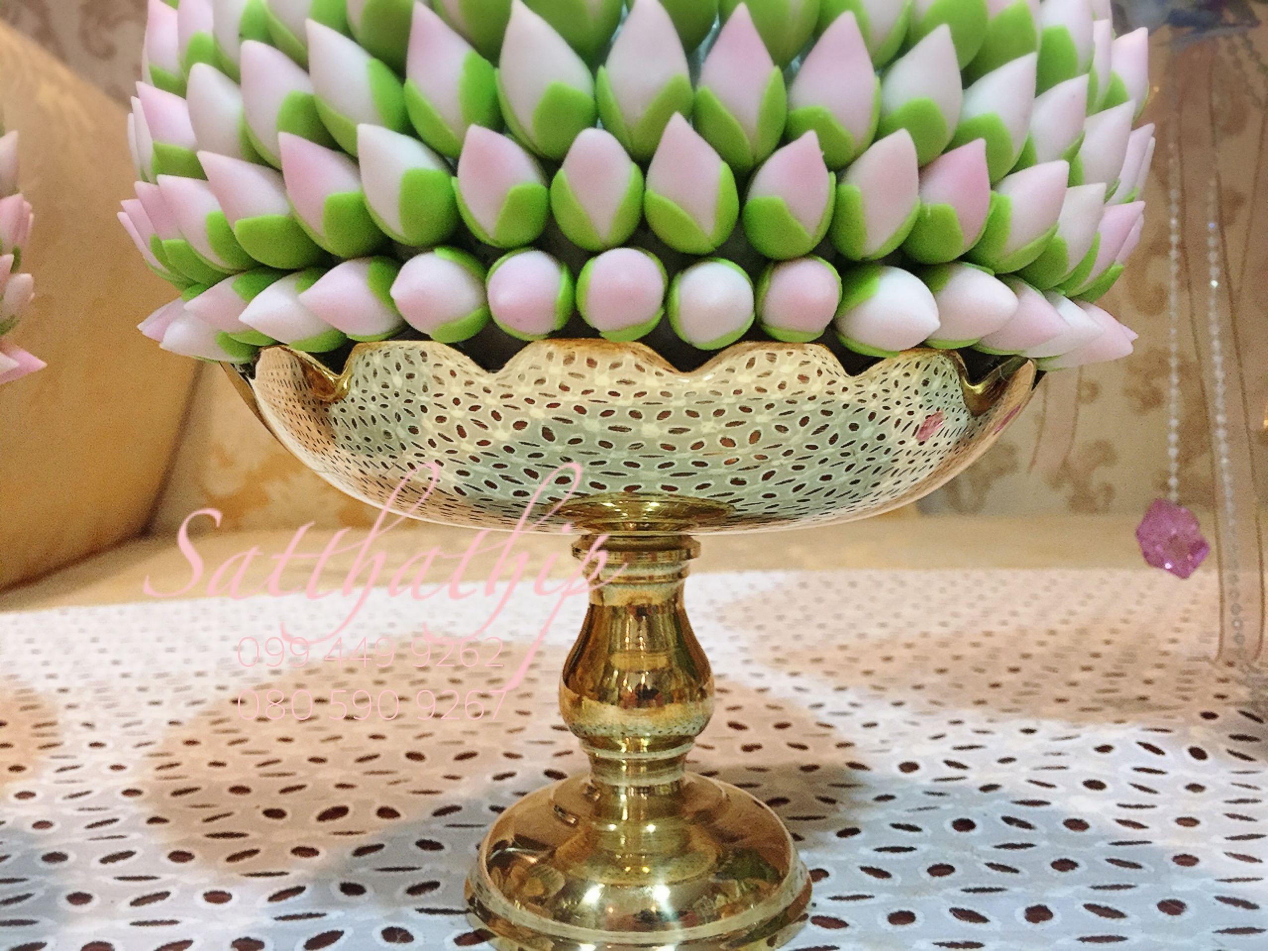 พานพุ่มดอกบัวประดิษฐ์ [7 นิ้ว 5,000 บาท/คู่]