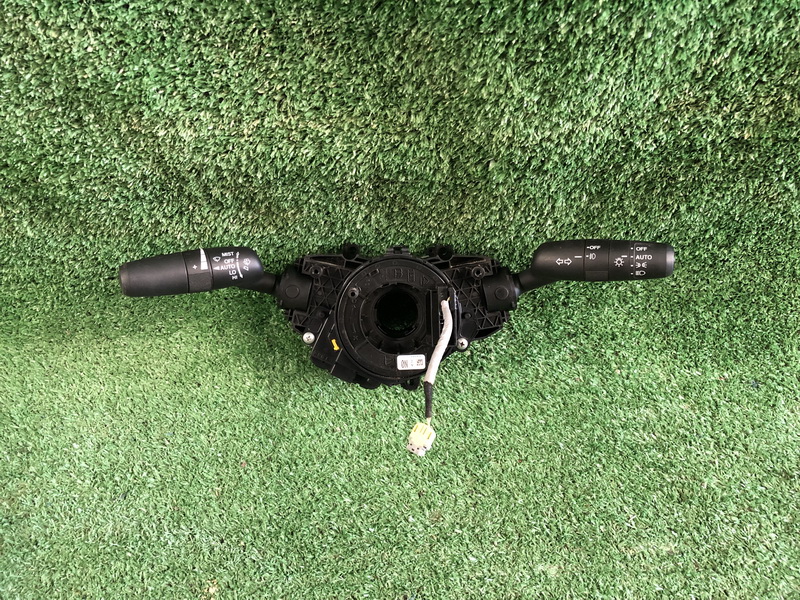 สวิตช์ยกเลี้ยว+Spiral Honda