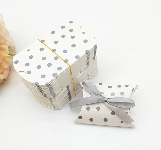 กล่องใส่ของชำร่วย,กล่องของชำร่วย,กล่องของขวัญ,ราคาส่ง,ราคาถูก,ขนาด11*7*5cm,ขั้นต่ำ500ชิ้น