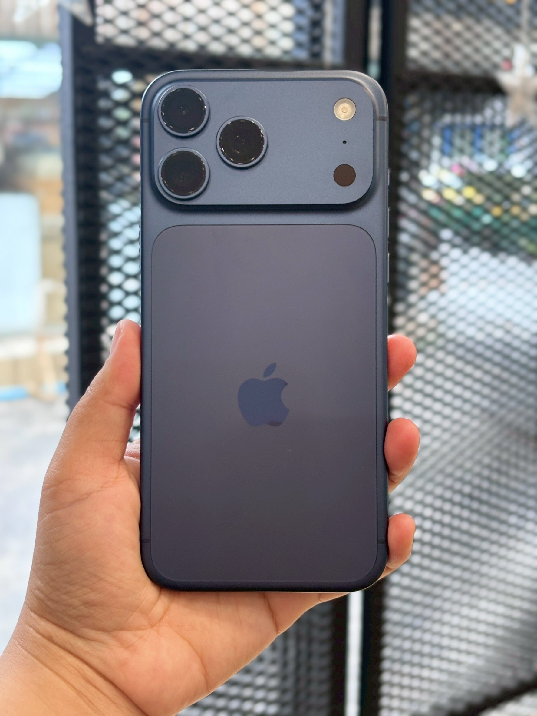 iPhone 17 Pro Max 512GB Deep Blue (มือ1)