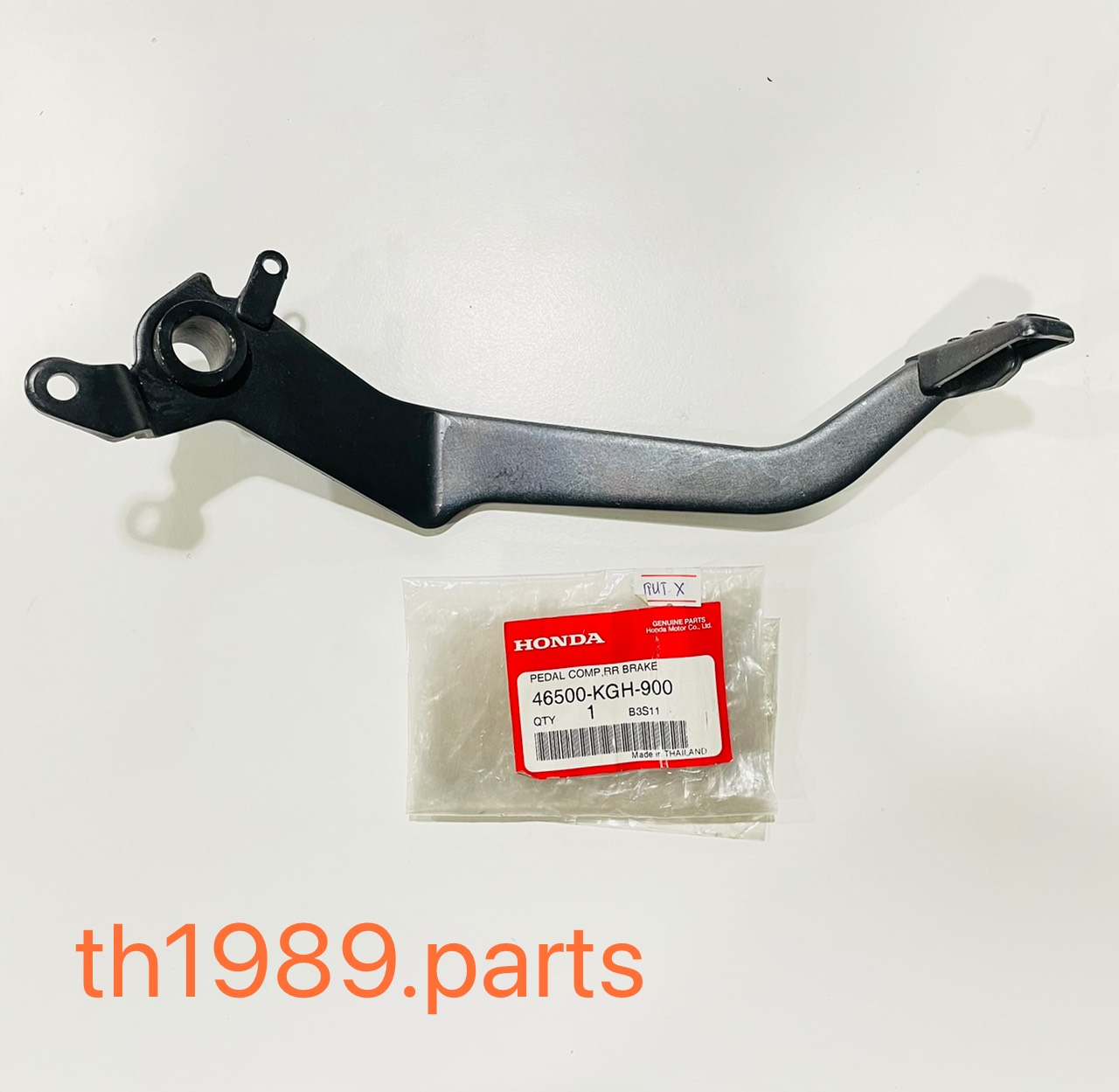 46500-KGH-900 คันเบรคหลัง โซนิค125M,C SONIC125M,C Sonic 2004 โซนิค ตัวใหม่ อะไหล่แท้ HONDA