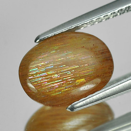 ซันสโตนสีรุ้ง (Rainbow Sunstone) 2.20 กะรัต