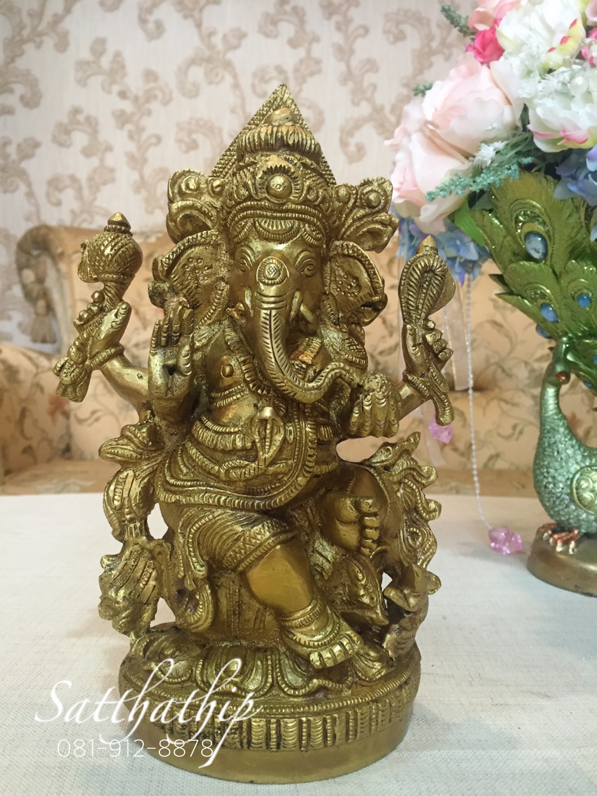 พระพิฆเณศ ปางสัมปทายะคเณศ (ทองเหลือง) ผลิตและนำเข้าจากอินเดีย - Ganesha: Lord of Success