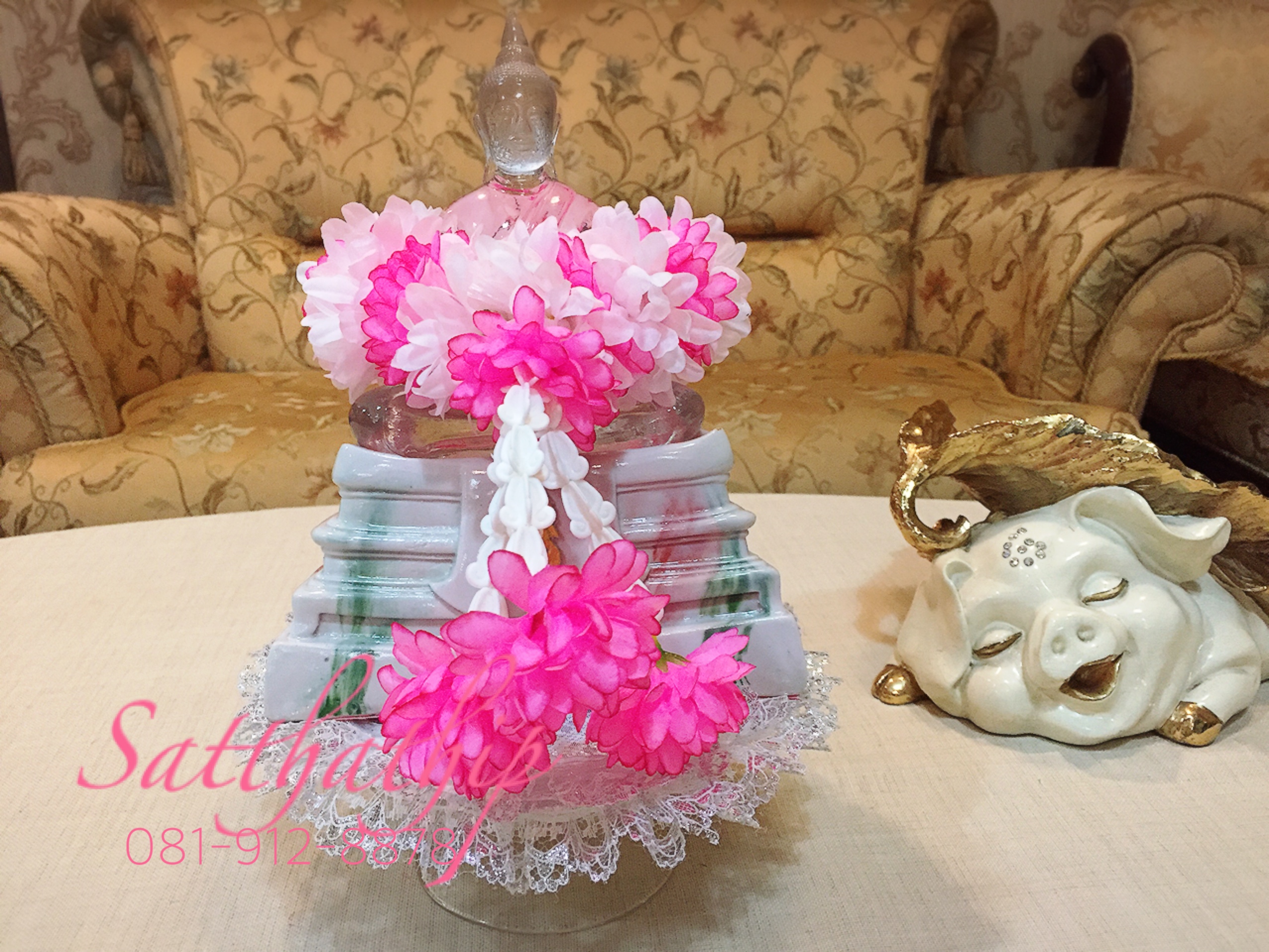 พวงมาลัยผ้า ดอกมัม สีขาว, ชมพู (สีประจำวันอังคาร) - พวงมาลัยผ้า ประจำวันอังคาร - Fabric garland