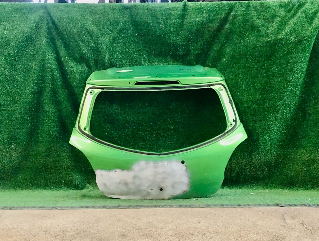 ฝาปิดท้าย Mazda2