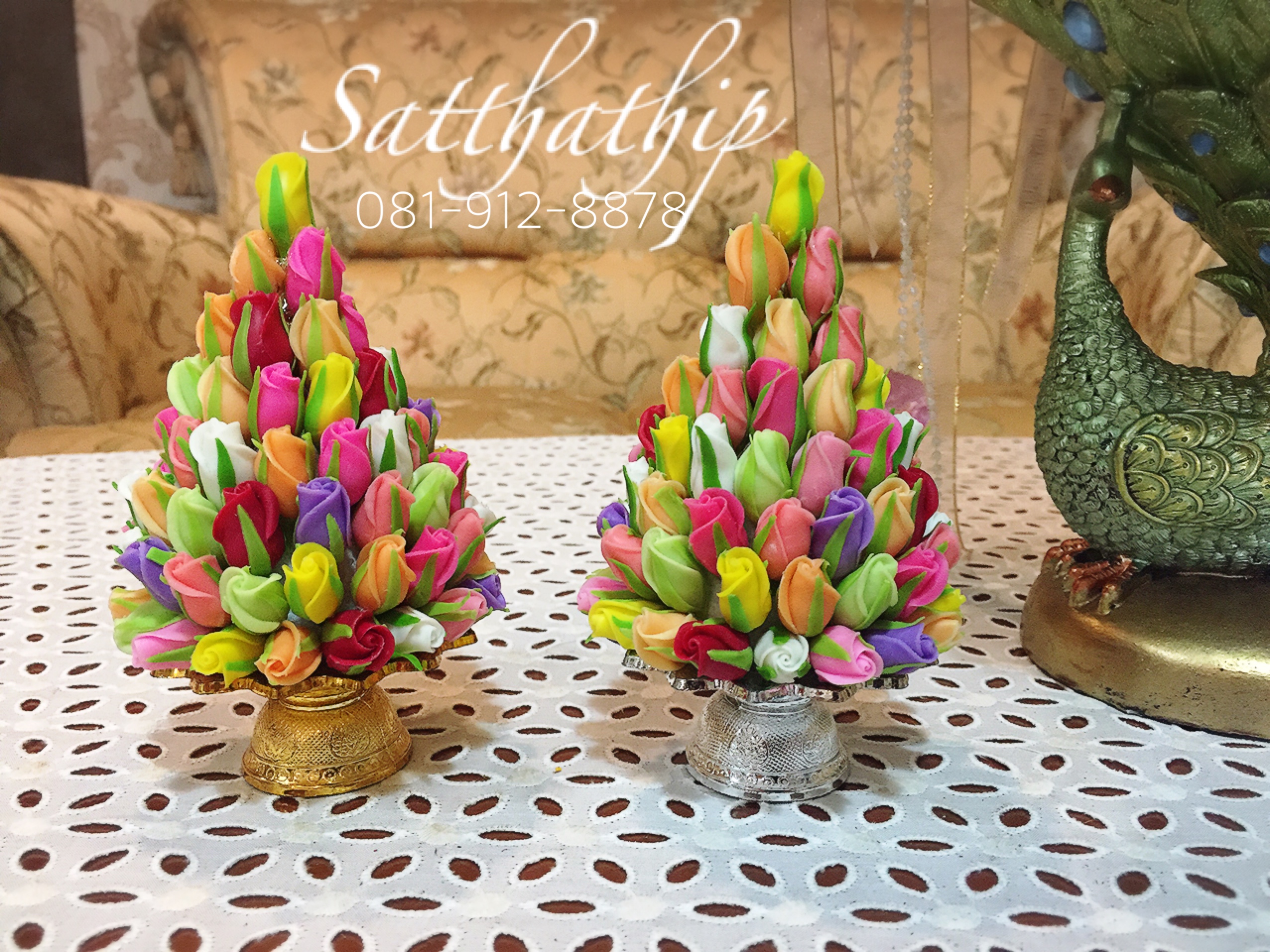 พานพุ่มดอกกุหลาบ ประดิษฐ์จากดิน [3.5 นิ้ว 850 บาท/คู่]