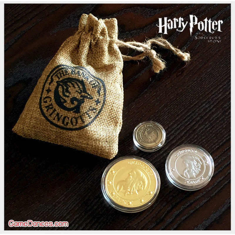 เหรียญกิงกอด สามเหรียญ พร้อมถุงใส่