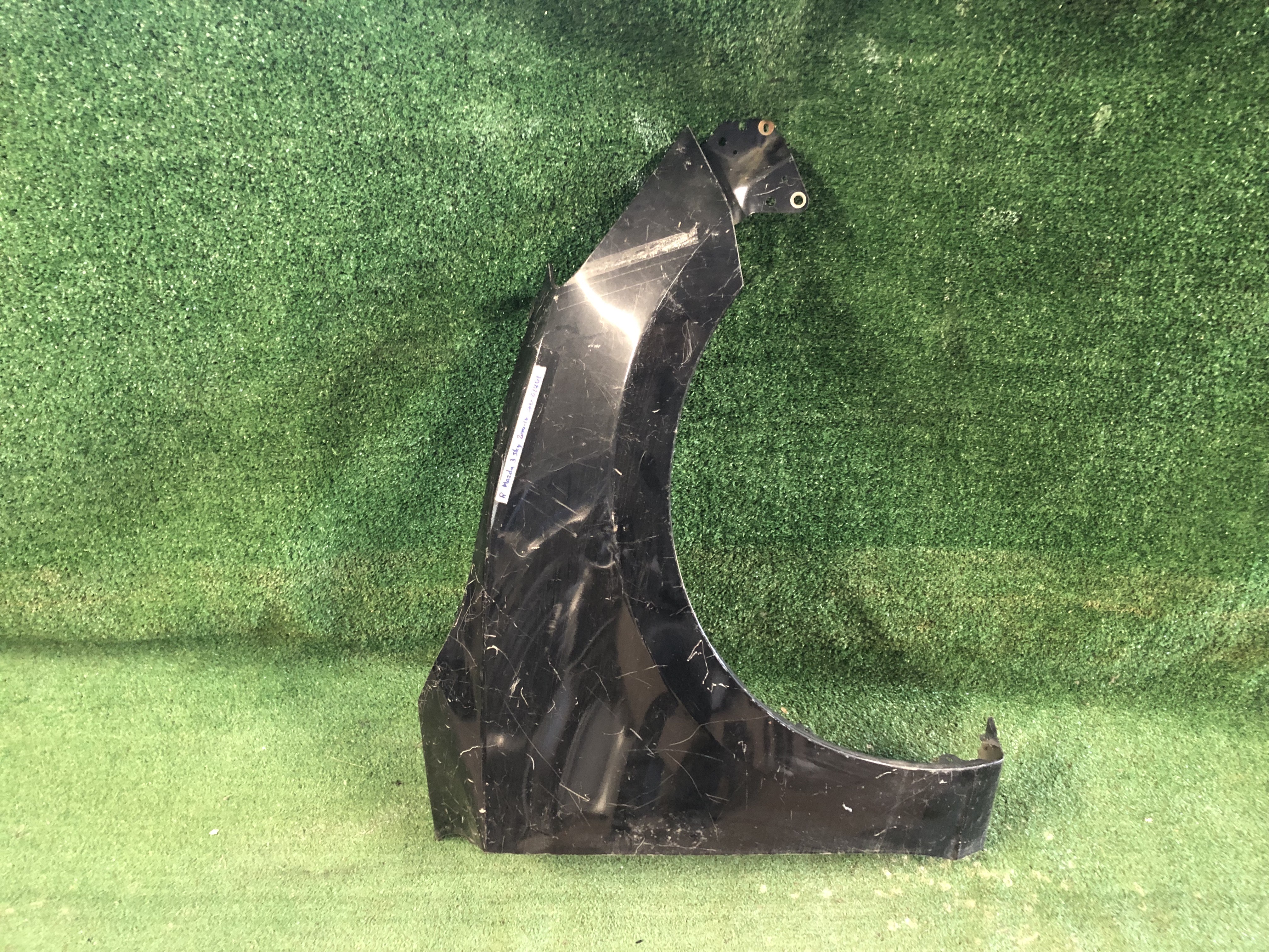 บังโคลนหน้า R Mazda3 Skyactiv 2014-16