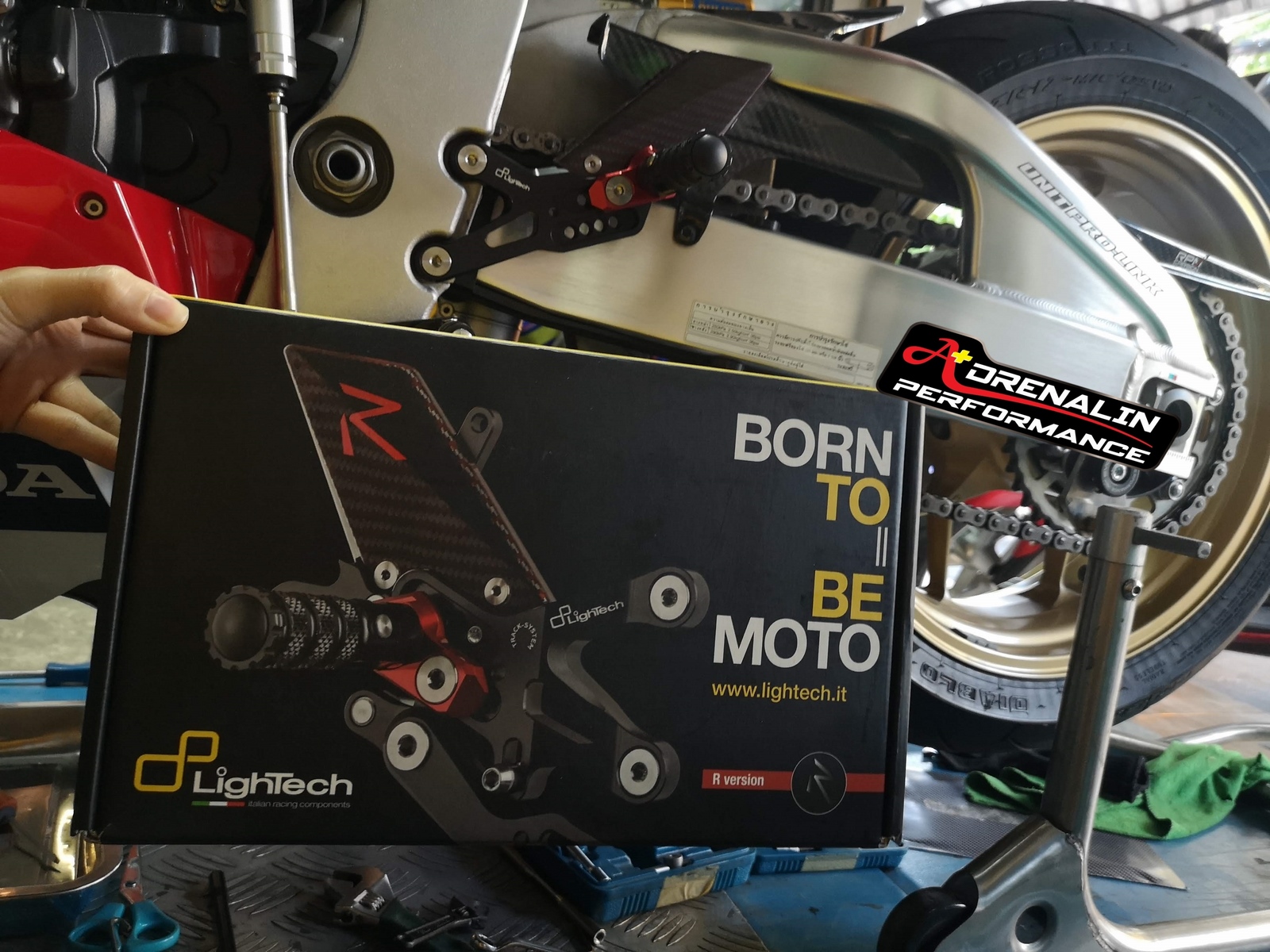 ชุดเกียร์ Lightech R Version สำหรับ CBR1000 2017+