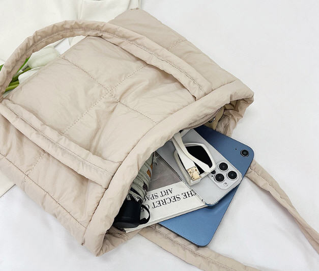 กระเป๋านุ่ม,กระเป๋าผ้านุ่ม,กระเป๋าผ้านุ่มกระเป๋าสะพาย,กระเป๋าสำหรับผู้หญิง,ขนาดเล็ก,ขนาดใหญ่