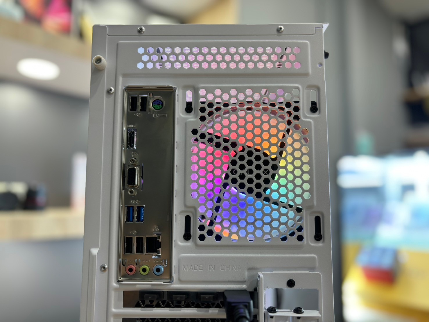 PC ประกอบ Intel Core i5-12400F/Ram 16GB/SSD 500GB/RTX 4060/Monitor SAMSUNG (VA 2K QHD HDR 165Hz)