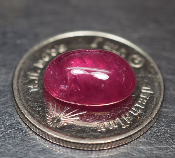 พลอยทับทิม (Ruby) 5.80 กะรัตสีแดงชมพู