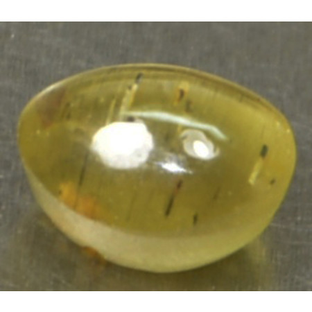 อะพาไทร์แก้วตาแมว ( Apatite Cat's eye) 2.30 กะรัต