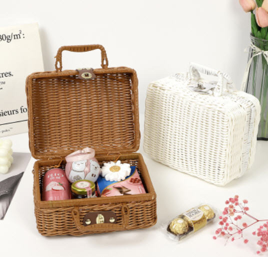 กระเป๋าสาน,ตะกร้าปิกนิก,กระเช้าของขวัญอาหาร