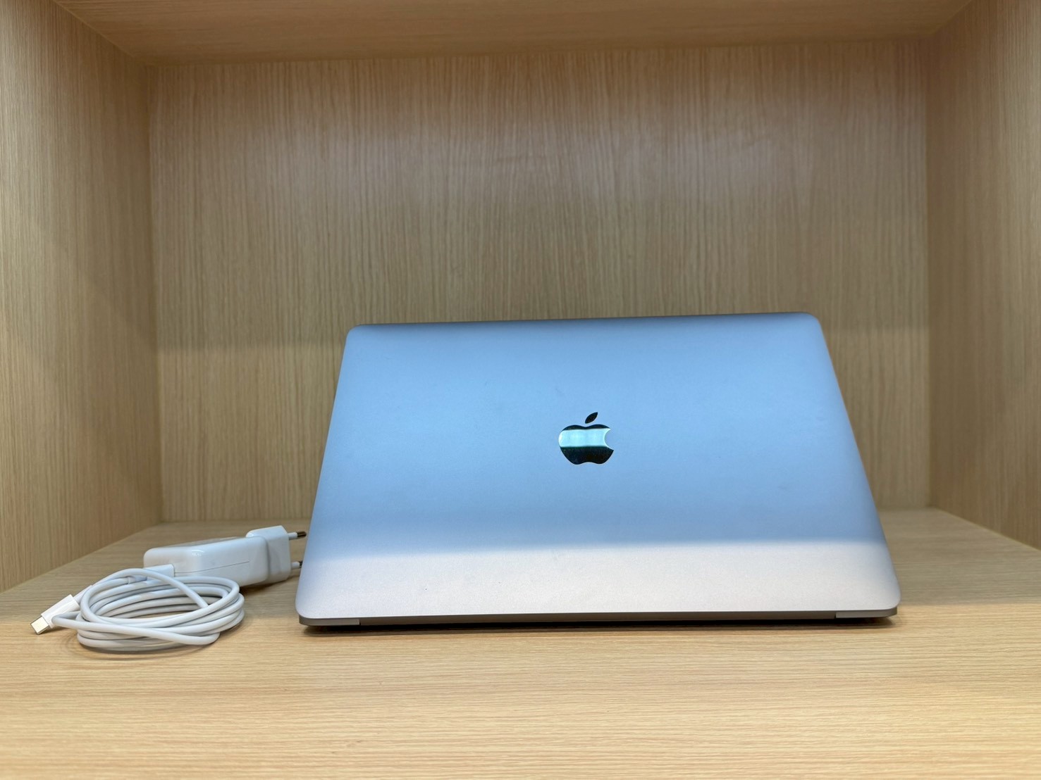 Macbook Air 13"(IntelCorei3 , 2020) 8GB/256 GB Space Gray