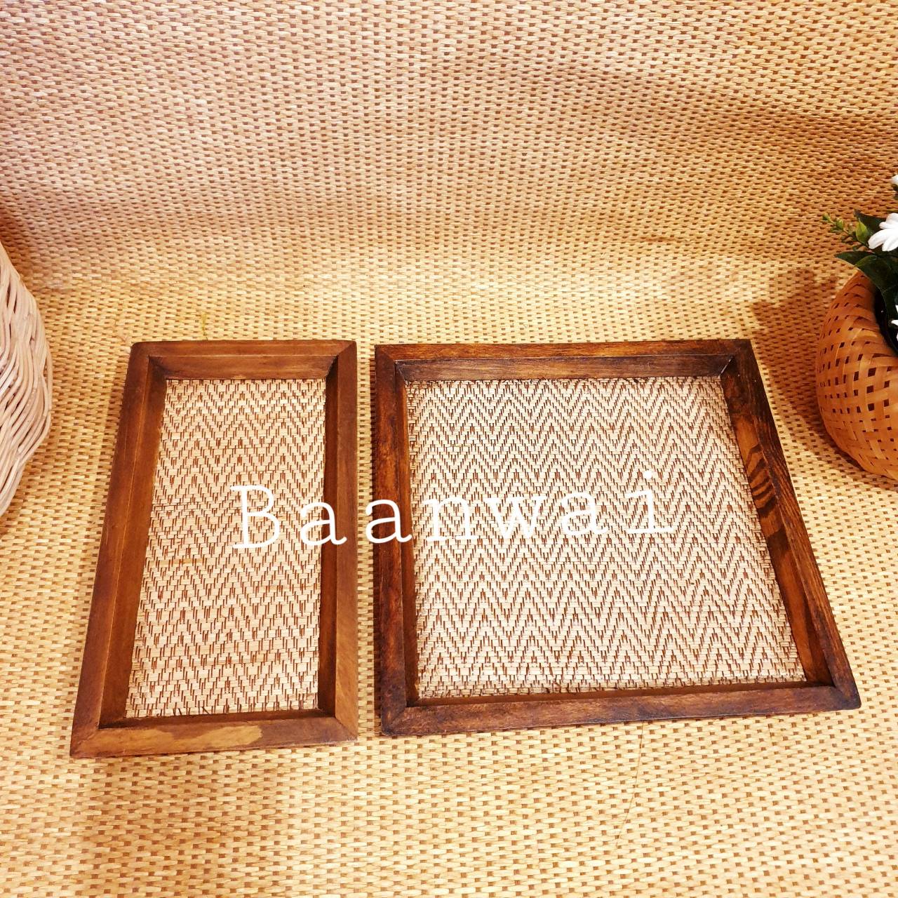 ถาดไม้สาน (สีน้ำตาล)