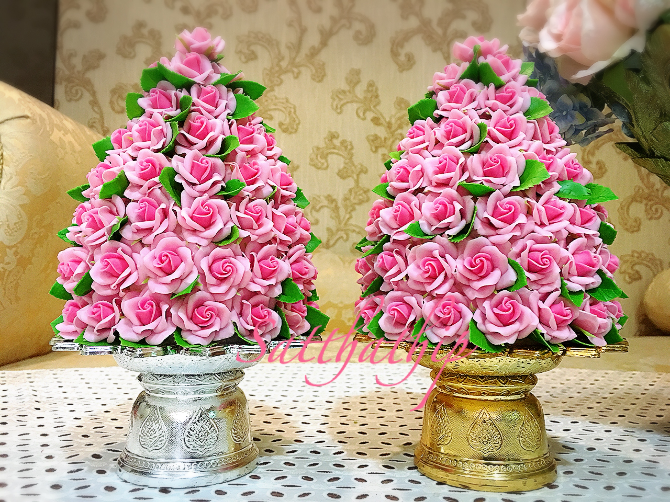 พานพุ่มดอกกุหลาบ - พานพุ่มดอกกุหลาบสีชมพู ประดิษฐ์จากดิน - Rose Flower - Phan bush