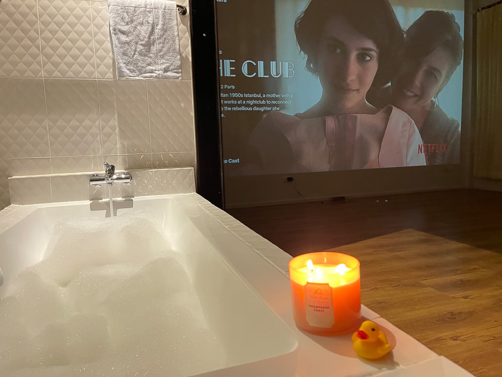 Townhouse Baan Klang Krung Rama3 For Rent