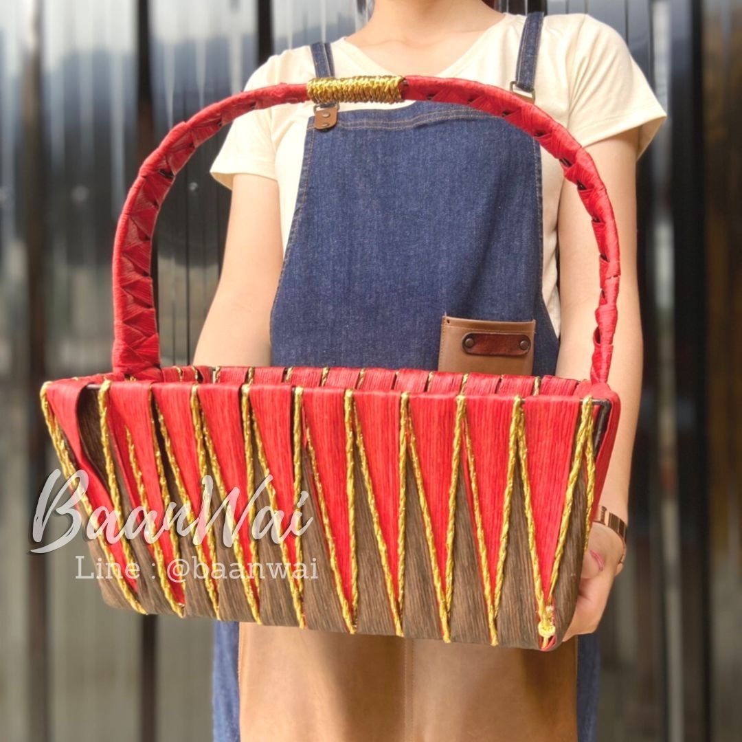 กระเช้า Code-005 VIP โครงเหล็ก ทรงเหลี่ยม (รุ่น KT25)