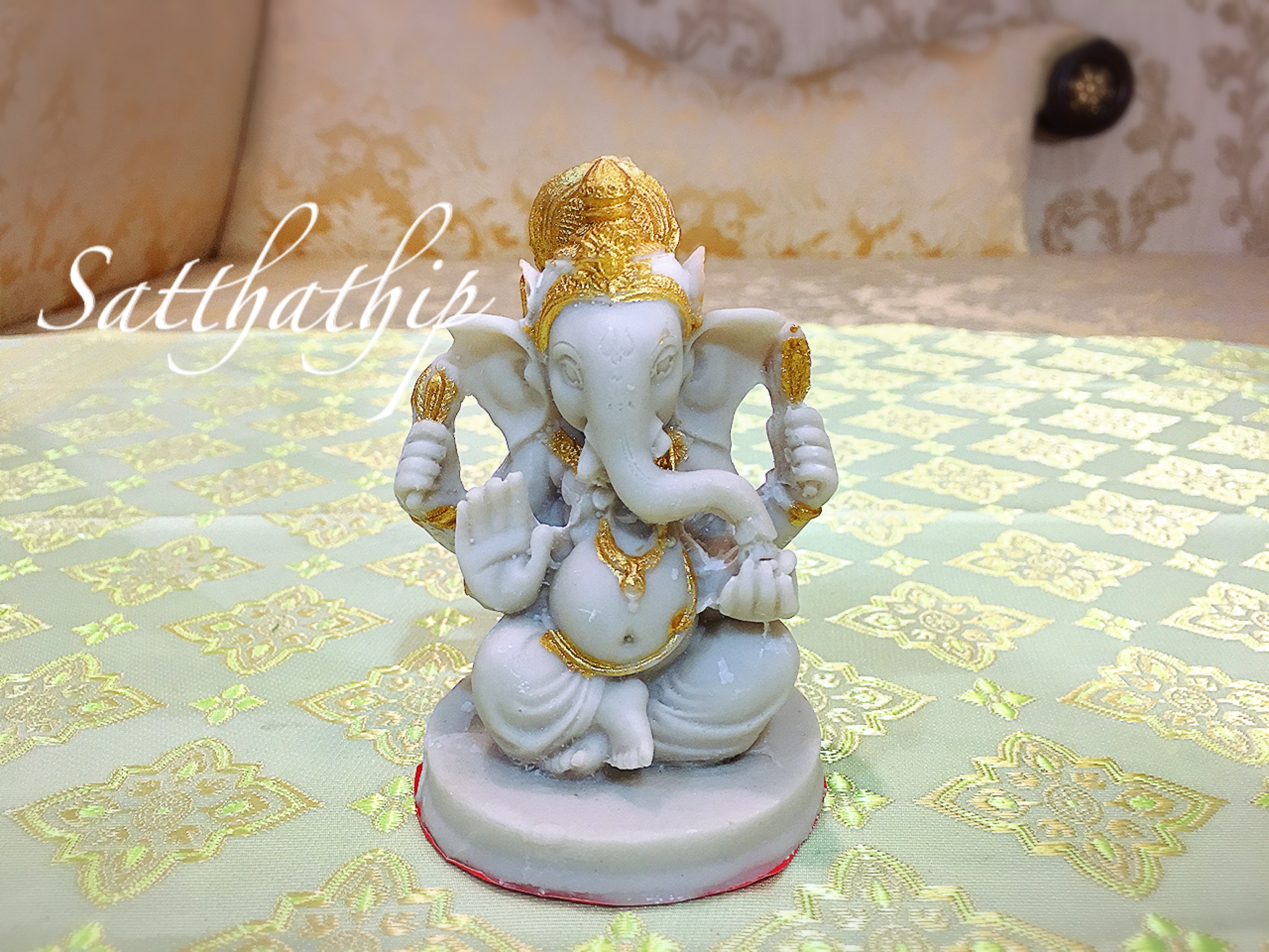 พระพิฆเนศ ปางประทานพร (เรซิ่น) - Ganesha: Lord of Success