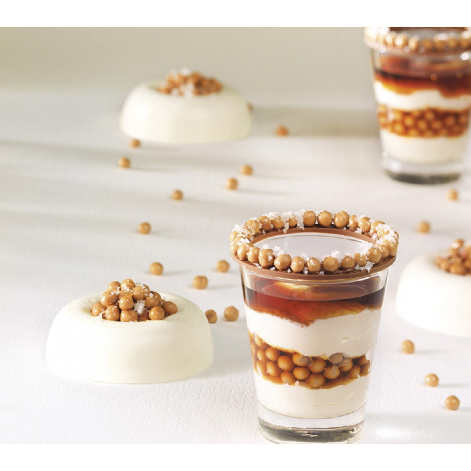 Mona Lisa Gold Salted Caramel Chocolate Crispearls™ - Gold Salted Caramel Chocolate - 800 g. (05-9191)