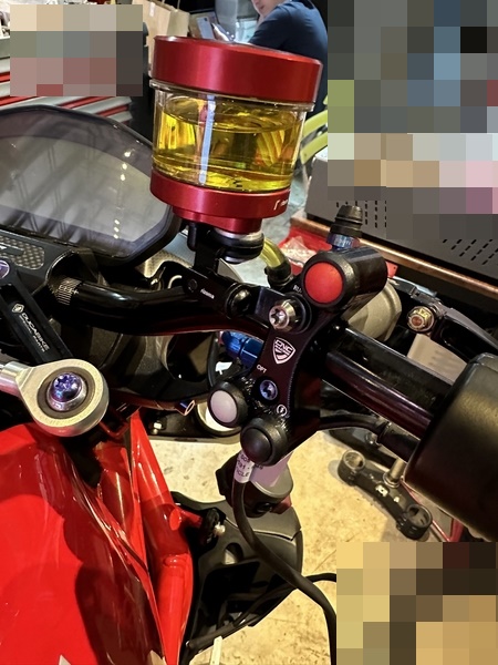 Rizoma -กระปุกน้ำมัน Pure (Fluid Tank)