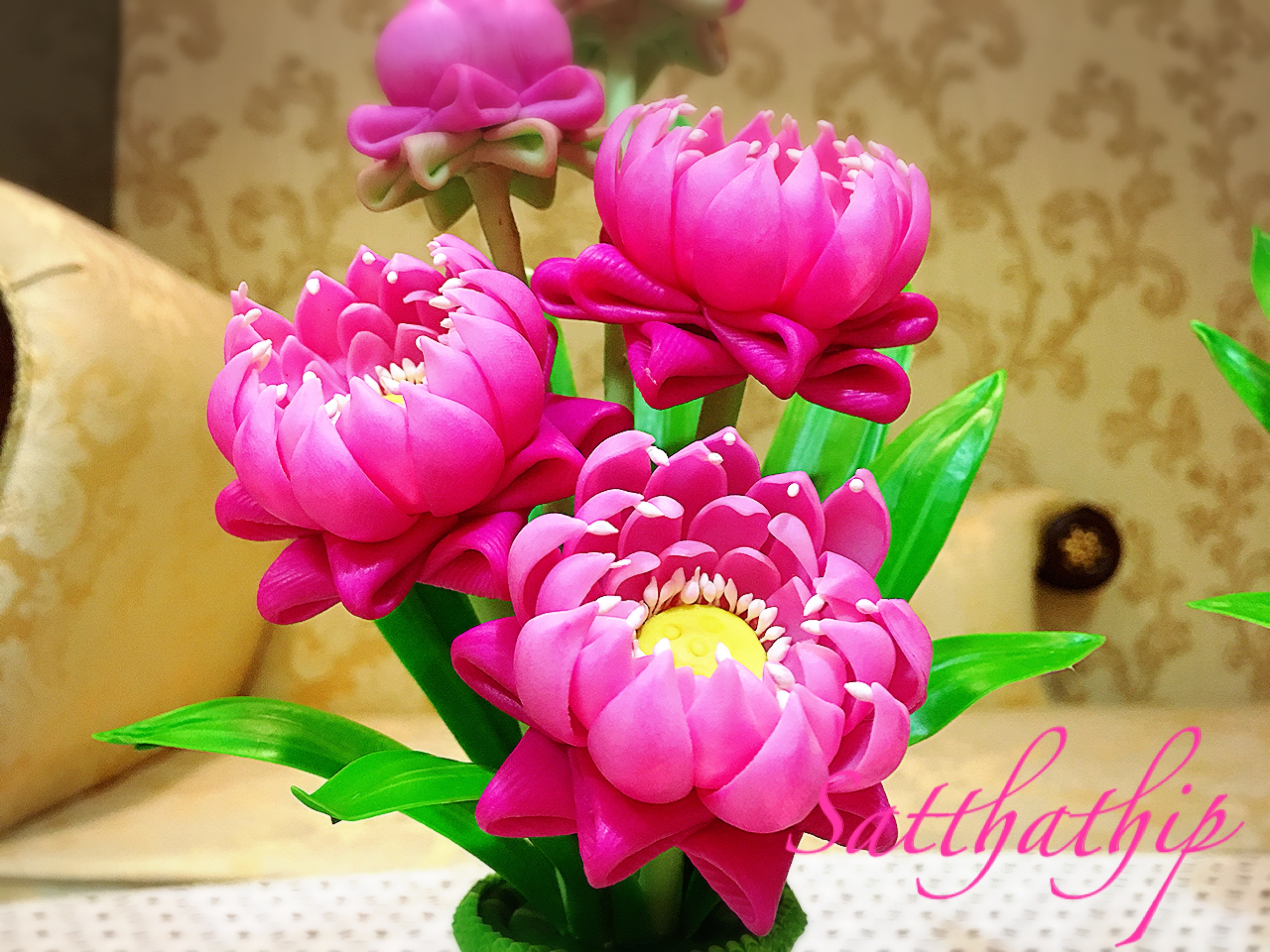 แจกันดอกบัว - ดอกบัวประดิษฐ์ - แจกันดอกบัวหลวงสีชมพู (ข้างละ 5 ดอก) ประดิษฐ์จากดิน - แจกันดอกบัวประดิษฐ์ - Lotus Flower