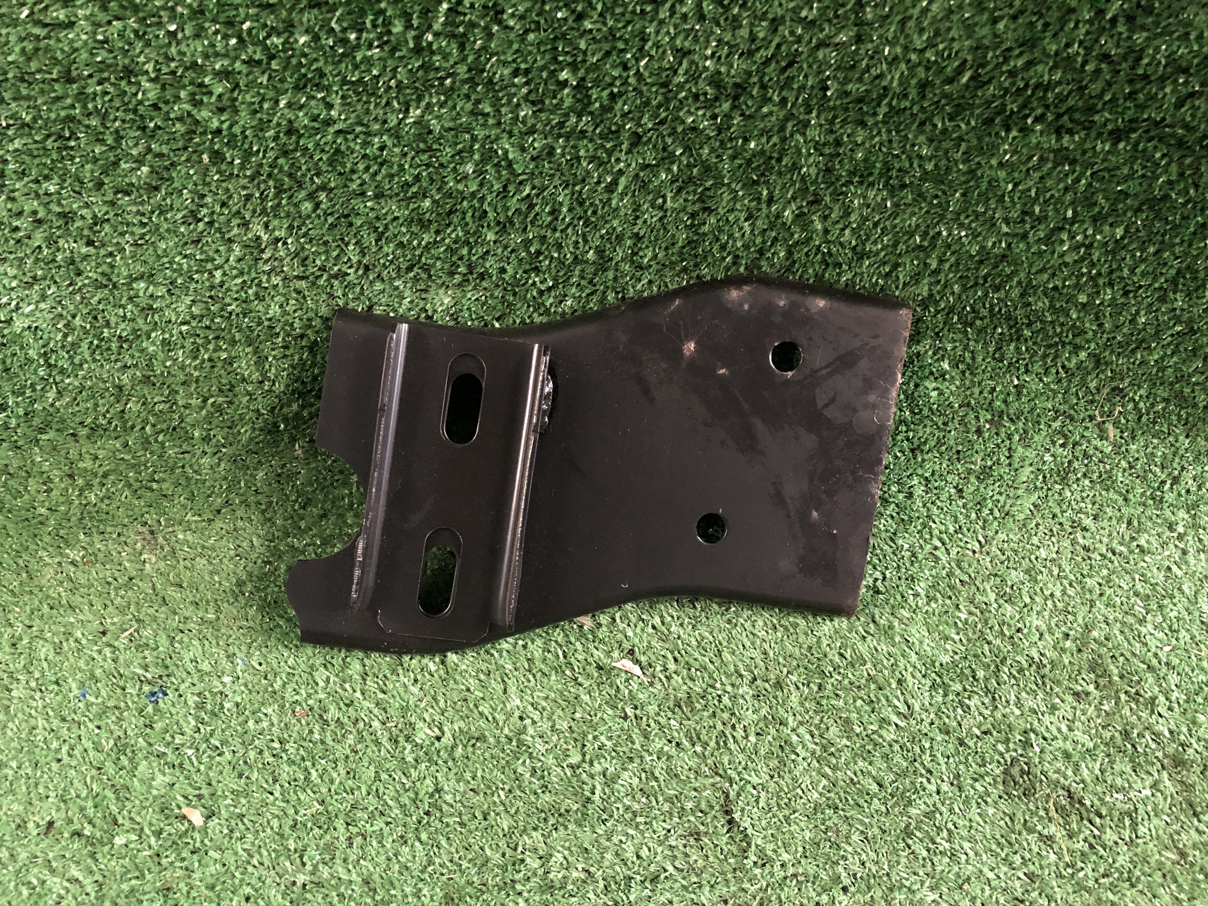 ขาคอมแอร์ Mitsubishi Triton 2019