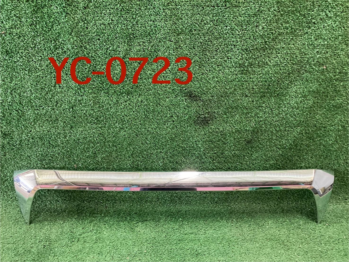 คิ้วคาดหน้ากระจังบนตัว Toyota Vigo 2007-2011แท้ศูนย์