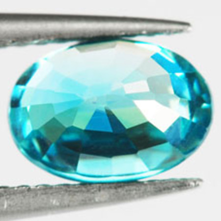เพทาย (Blue Zircon) 0.90 กะรัตสีฟ้า