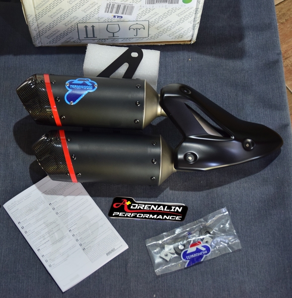 ท่อคู่ termignoni สำหรับ Monster 937 ducati performance ท่อดำปากคาร์บอน เฉพาะปลาย (For Exhibition only)