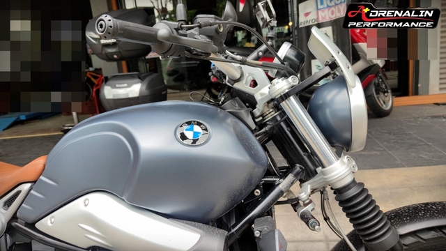 Rizoma - ชิวหน้า สำหรับ R9T scrambler / Pure 2016+ (Headlight Fairing)