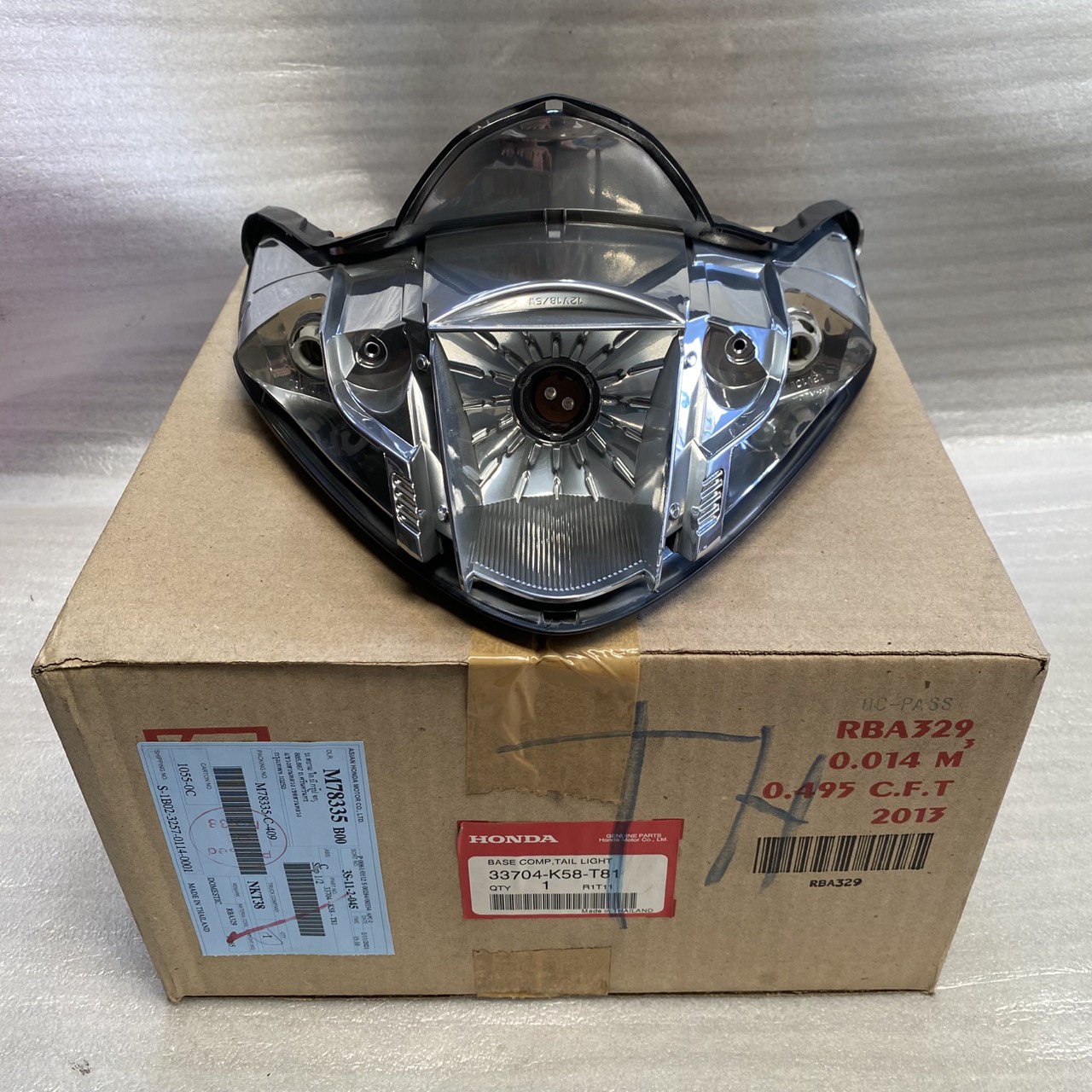 33704-K58-T81 เรือนไฟท้าย WAVE110i 2018 อะไหล่แท้ HONDA