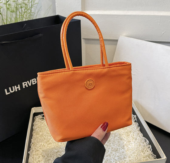 กระเป๋าผ้า,กระเป๋าสำหรับผู้หญิง,กระเป๋าถือ