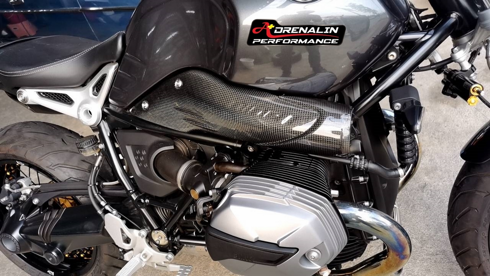 ilmberger คาร์บอนครอบท่ออากาศ สำหรับ R nine T 2017+