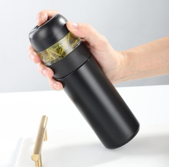 กระบอกน้ำกรองชาในตัว,แก้วน้ำกรองชา,กระบอกน้ำที่กรองชา,กระบอกน้ำชงชา