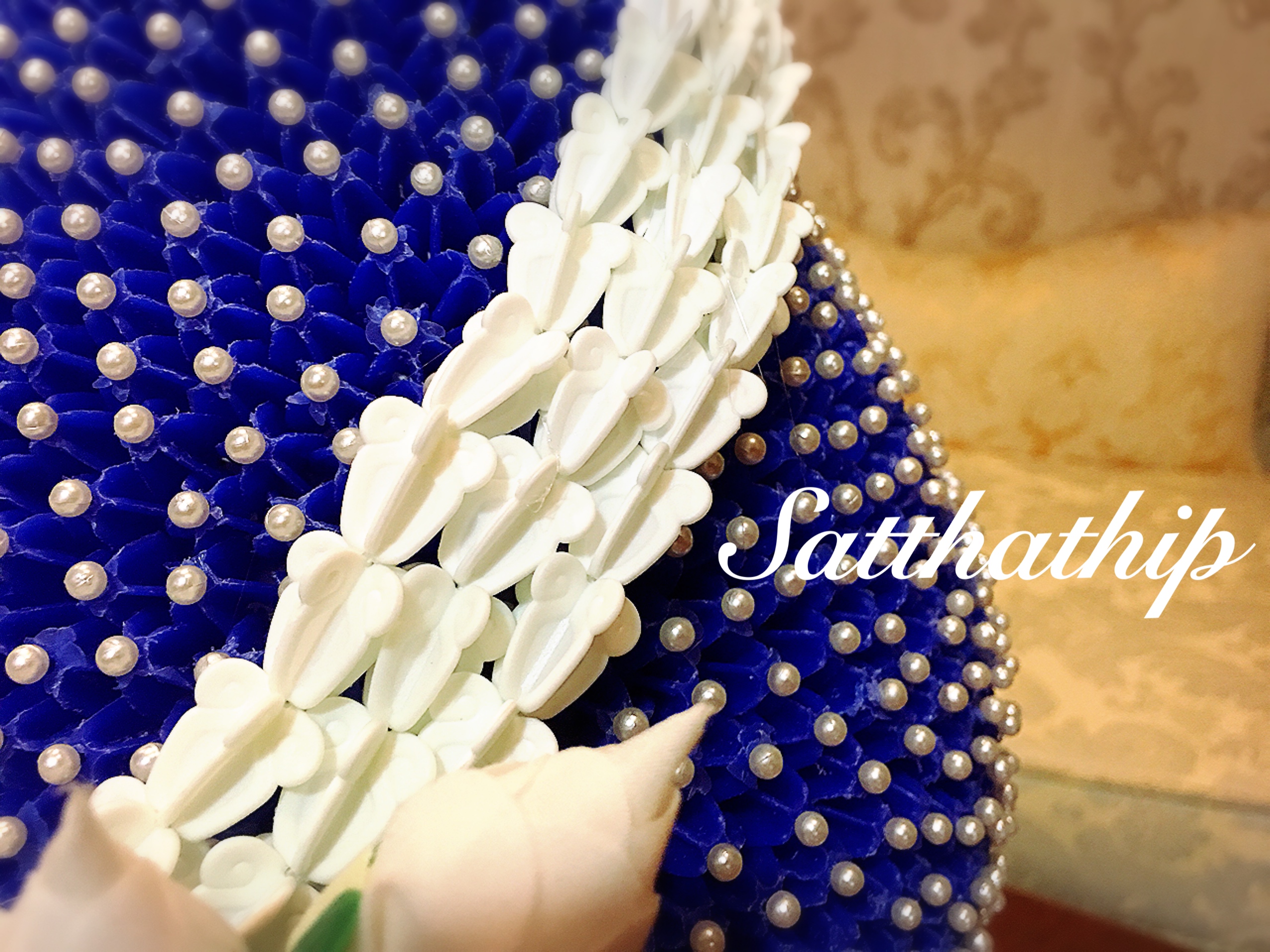 พานพุ่ม - พานพุ่มสักการะ - พานพุ่มดอกรัก - พานพุ่มดอกรักประดิษฐ์ (พลาสติก) - พานพุ่มสีน้ำเงิน - Panpum