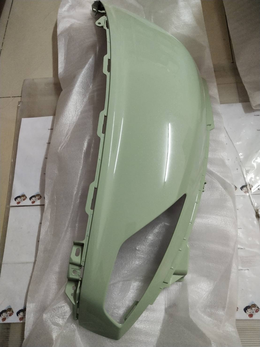 ฝาข้างซ้ายสีเขียว L GRAND FILANO 2017 อะไหล่แท้ YAMAHA 2BL-F1721-00-PH