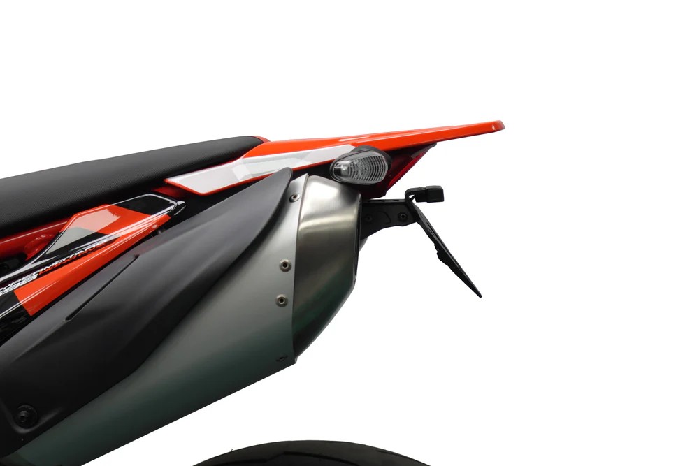 ท้ายสั้น Evotech สำหรับ hypermotard 698 mono