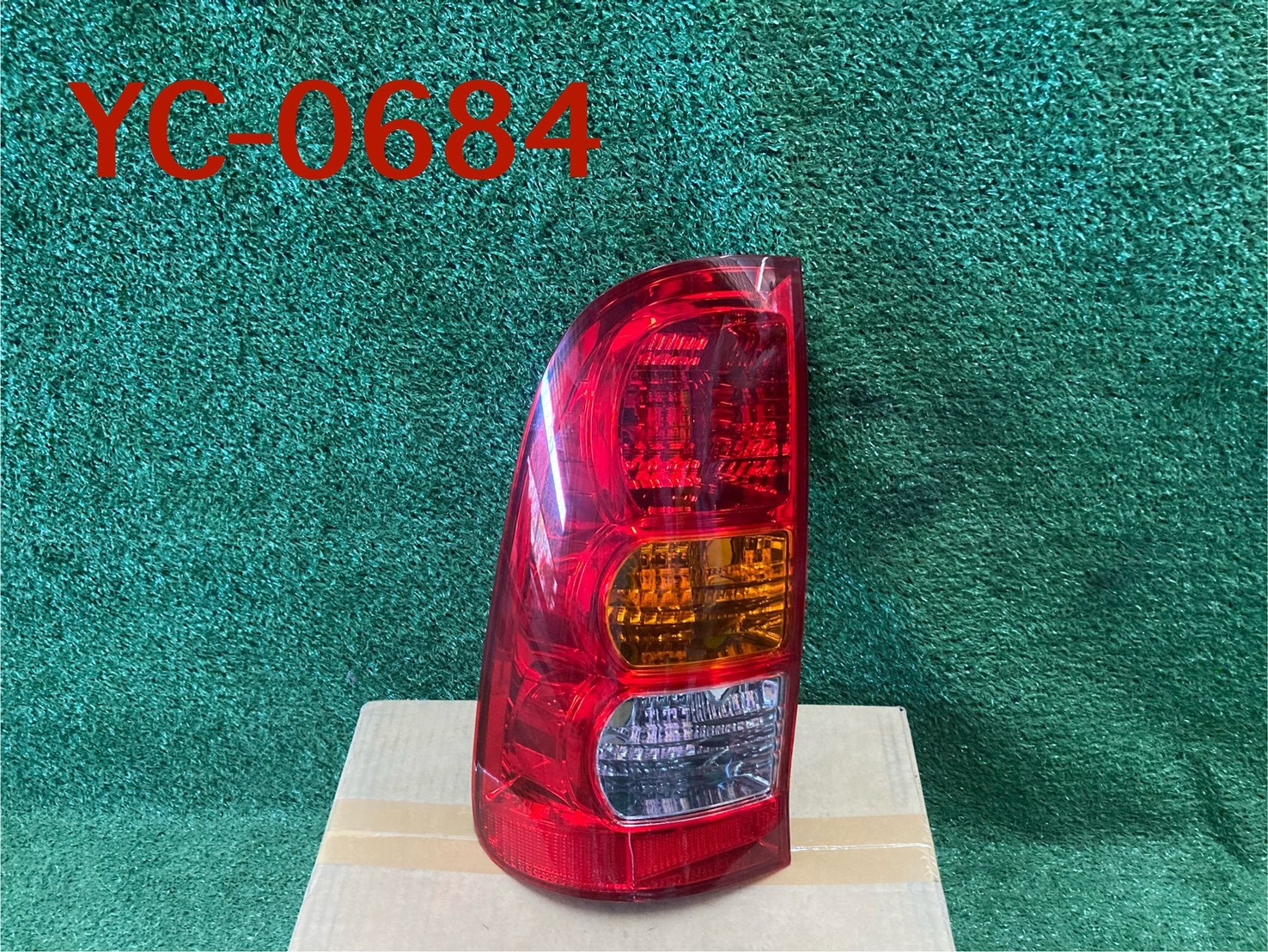 ไฟท้าย L Toyota Vigo 2003-2010 แท้ศูนย์