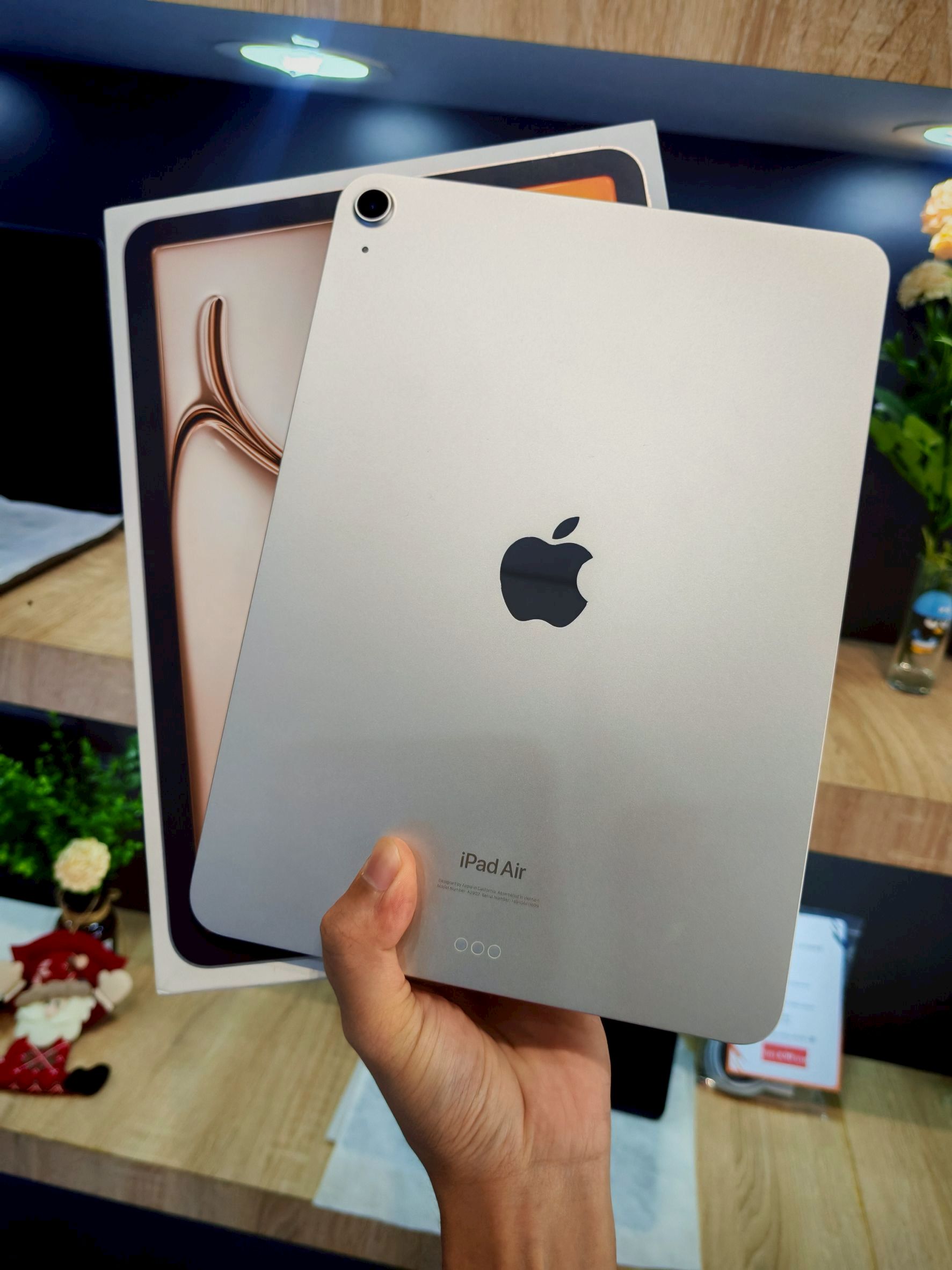 iPad Air 11-inch (M2) 128GB Starlight (Wifi)