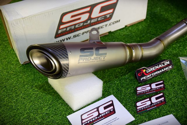 ท่อ SC Project Slip-on รุ่น S1 (คอตรง) สำหรับ Triump Street Triple 765 (For Exhibition only)