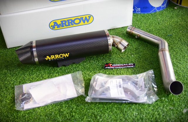 ท่อ Arrow รุ่น Indy race สลิปออน สำหรับ CBR600 2021+ (For Exhibition only)