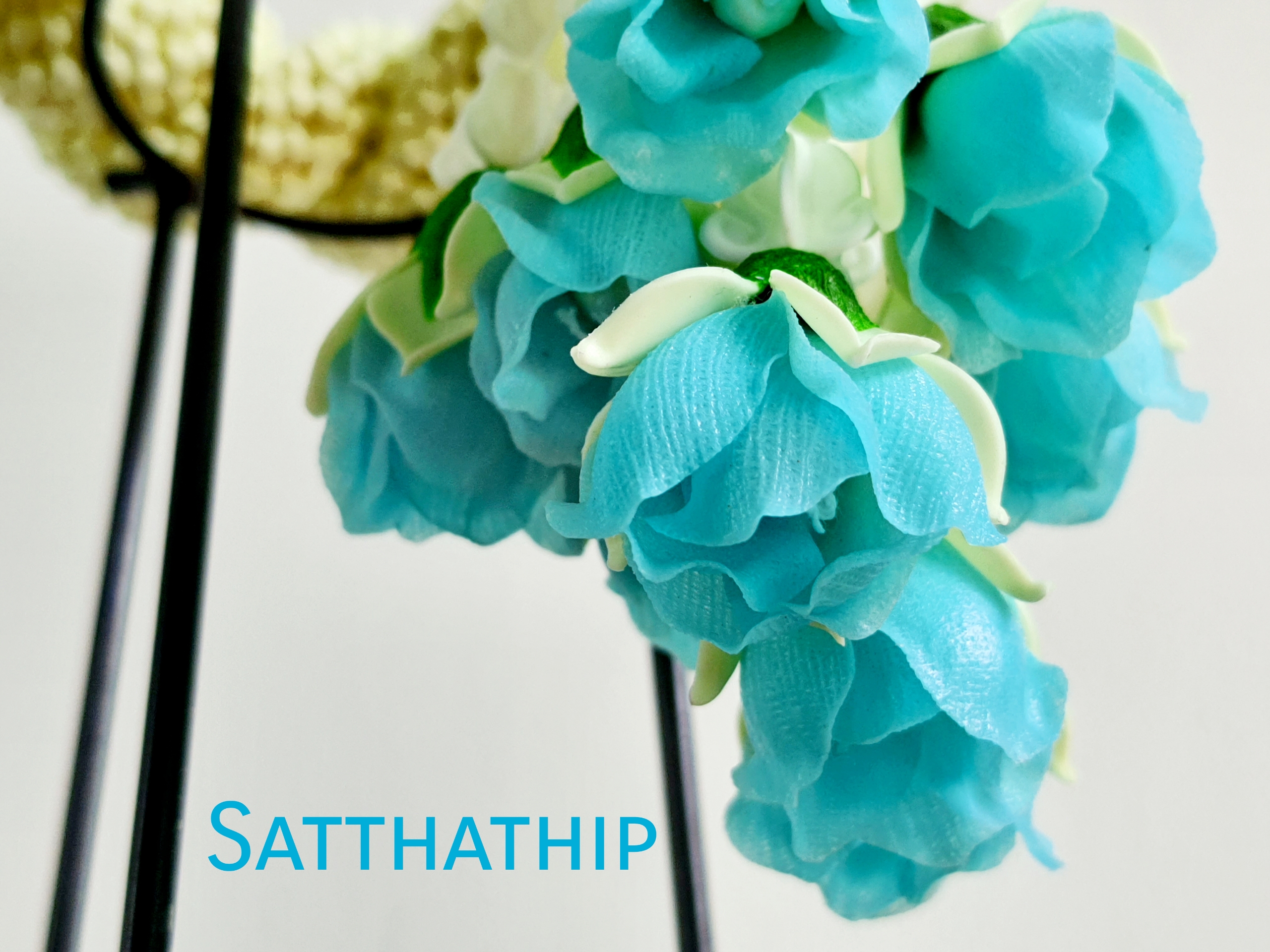 พวงมาลัยดอกรัก - พวงมาลัยดอกรักเกลียว - พวงมาลัยดอกรักเกลียวประดิษฐ์