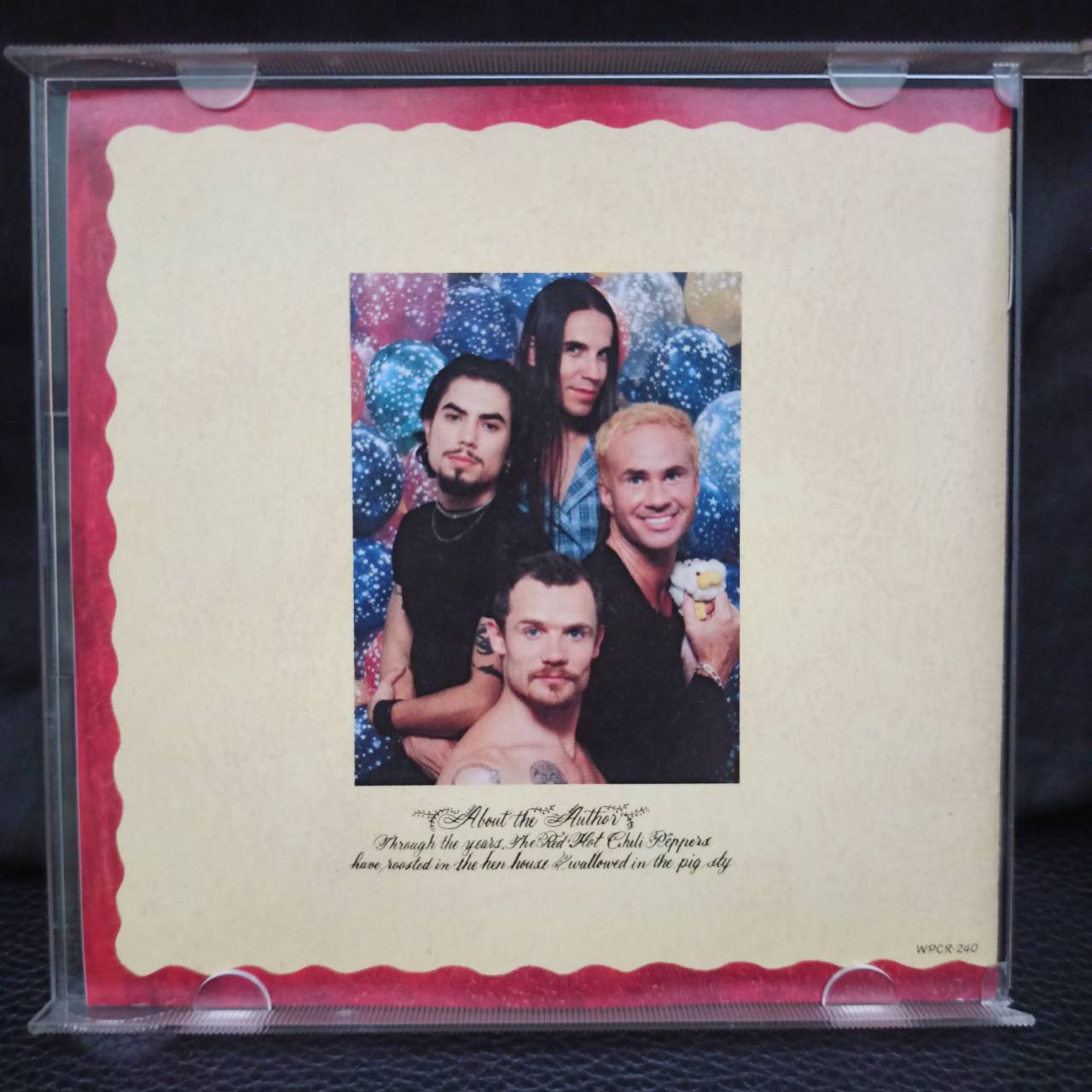 Red Hot Chili Peppers – One Hot Minute / JAPAN / ฝากล่องหัก / แผ่นดี