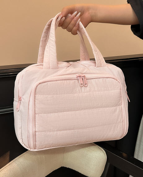 กระเป๋าถือสำหรับผู้หญิง,กระเป๋าใส่ของ,กระเป๋าใส่เครื่องสำอาง