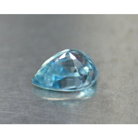 พลอยเพทายกัมพูชา (Zircon) 2 กะรัต