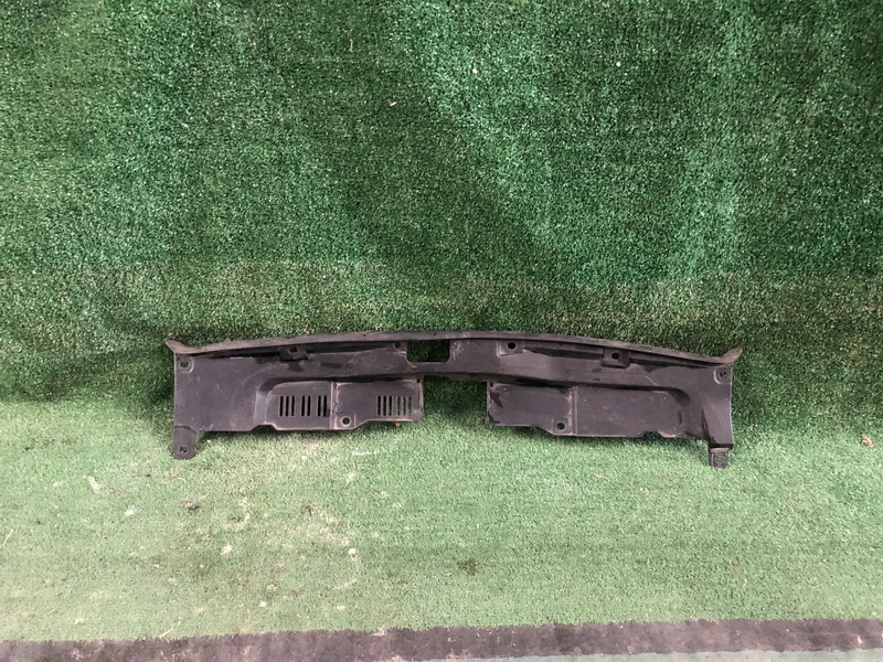 พลาสติกครอบกลอนฝากระโปรงหน้า Isuzu D-max 2020-2022