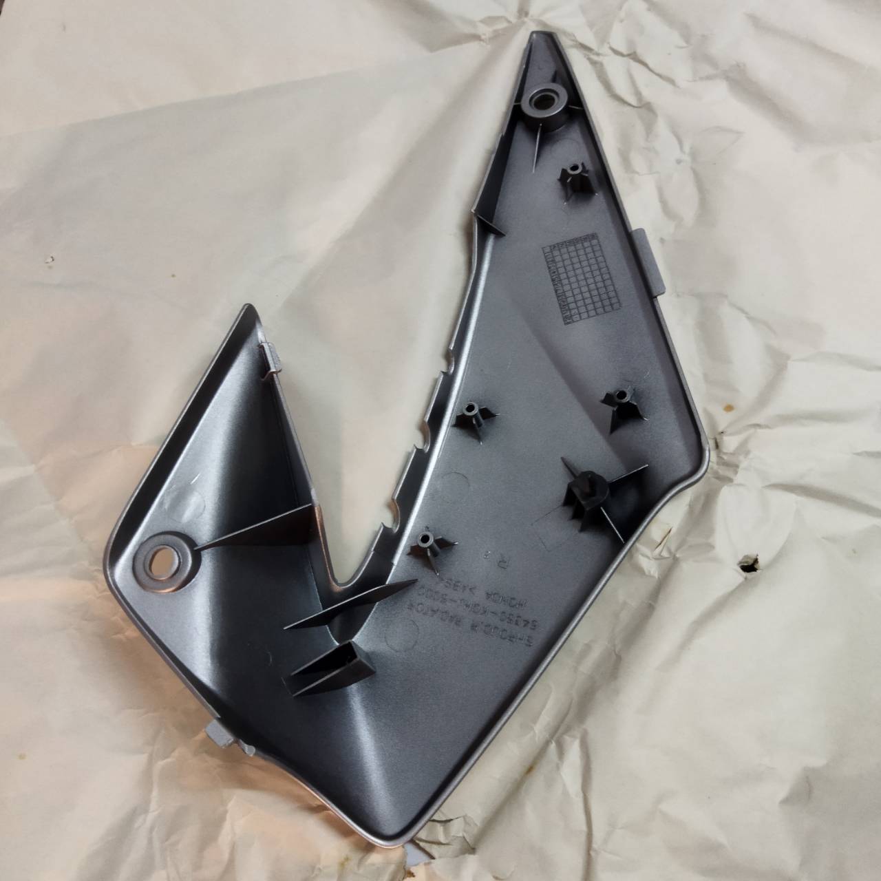 64350-KGH-600ZE ฝาครอบหม้อน้ำขวาสีบรอนซ์เมเทอลิค *NHA40M* SONIC อะไหล่แท้ HONDA