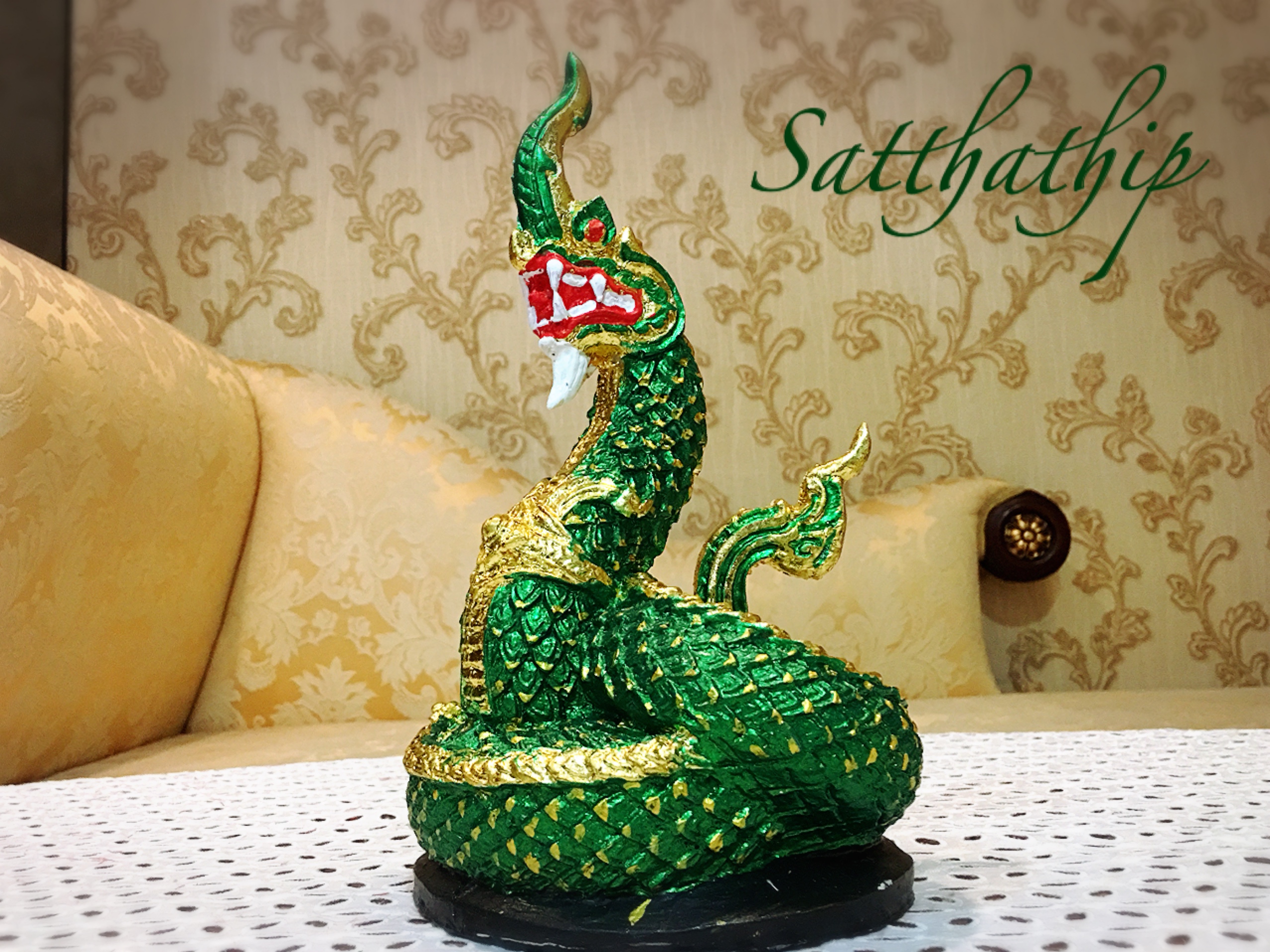 พญานาค (เซรามิก ลงสี) - Nāga